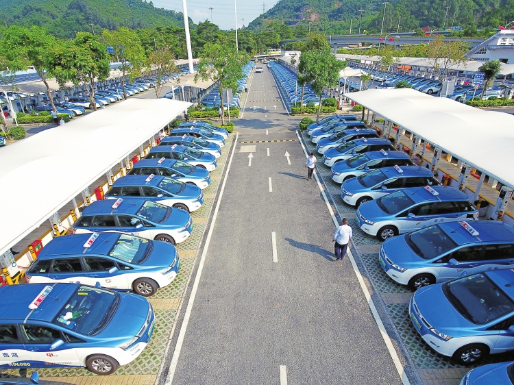 南網(wǎng)電動(dòng)汽車 跑出“新動(dòng)力”