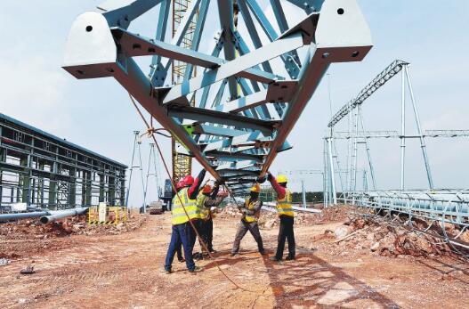 南方電網(wǎng)：防疫不松懈 建設干勁足