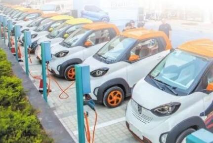 新基建東風(fēng)吹，充電樁市場(chǎng)將會(huì)迎來怎樣的新一年?