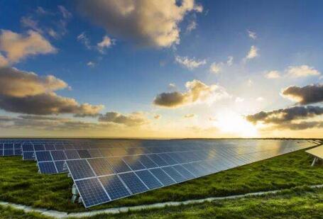 “新基建”釋放動能，光伏發(fā)電新一輪擴產(chǎn)潮起