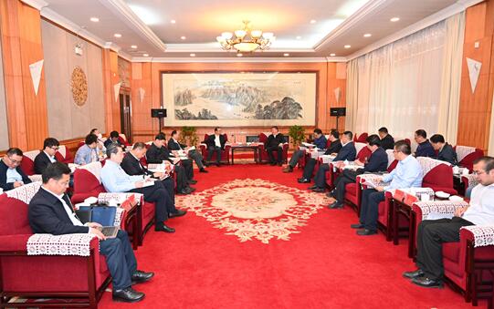 國(guó)家電投黨組副書(shū)記、總經(jīng)理江毅拜會(huì)青海省領(lǐng)導(dǎo)并調(diào)研黃河公司