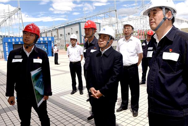 南方電網(wǎng)公司董事長、黨組書記孟振平赴云南調(diào)研