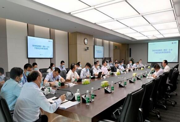 中國電建集團公司黨委副書記、總經(jīng)理丁焰章到電建國際公司調研