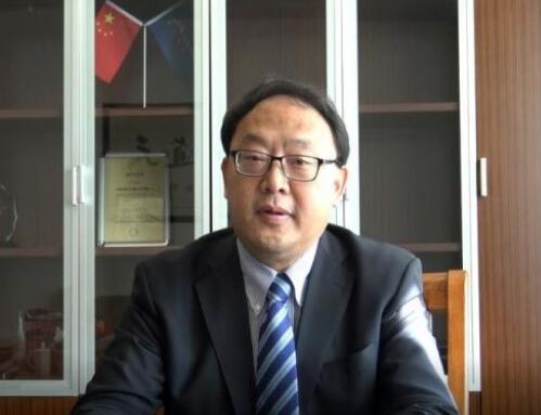 晶澳科技執(zhí)行總裁牛新偉：強(qiáng)而不爭(zhēng)，順勢(shì)而為