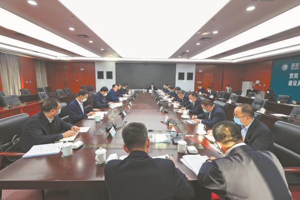 毛偉明董事長、辛保安總經理赴國網新疆電力調研