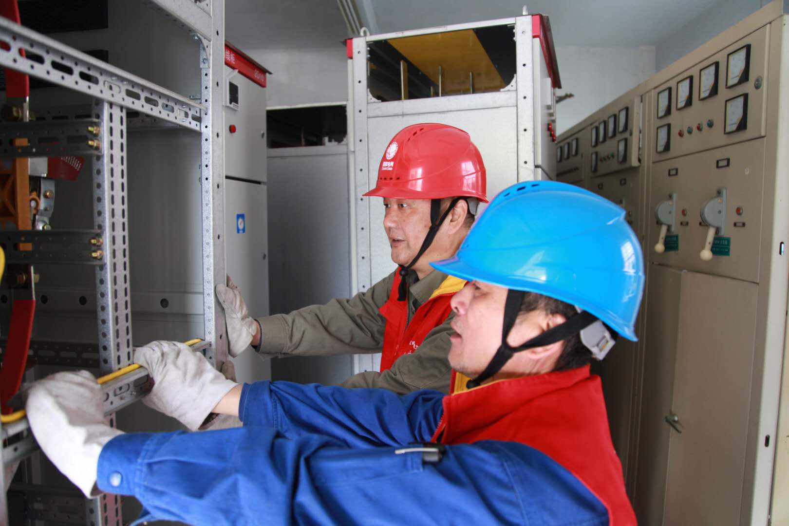 國網(wǎng)寧波市鄞州區(qū)供電公司：老舊小區(qū)煥然一新，居民幸福感顯著提高