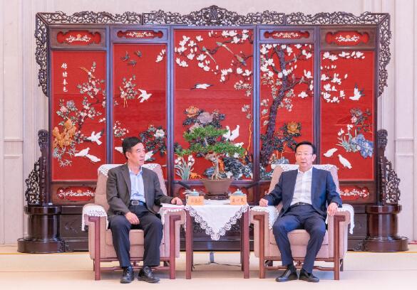 中國(guó)能建總經(jīng)理、黨委副書記孫洪水拜訪揚(yáng)州鎮(zhèn)江主要領(lǐng)導(dǎo)