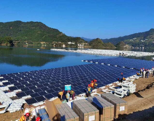 廣西桂冠巖灘水光互補(bǔ)光伏發(fā)電項(xiàng)目開(kāi)工