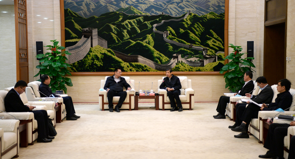 大唐集團(tuán)公司黨組書記、董事長(zhǎng)陳飛虎會(huì)見山東菏澤市委書記張新文