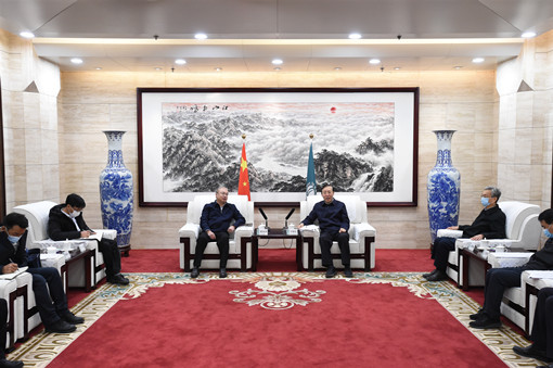 國家電網(wǎng)公司總經(jīng)理、黨組副書記辛保安會(huì)見西藏自治區(qū)副主席張永澤