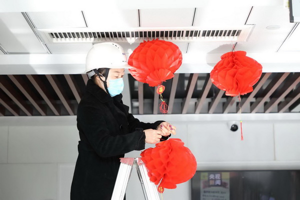 年味漸濃，寧波供電公司多舉措“迎新春 送溫暖”留甬過(guò)年也挺好