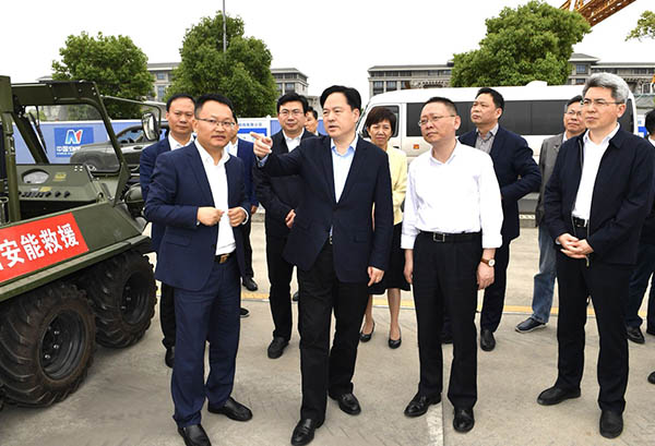 常州市委副書記、市長陳金虎蒞臨中國安能二局常州分公司調(diào)研防汛抗旱工作