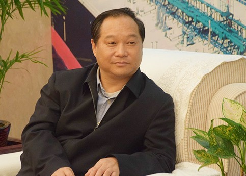 南方電網(wǎng)董事、黨組副書記畢亞雄：電網(wǎng)企業(yè)助力“30·60目標(biāo)”的舉措、思考和建議