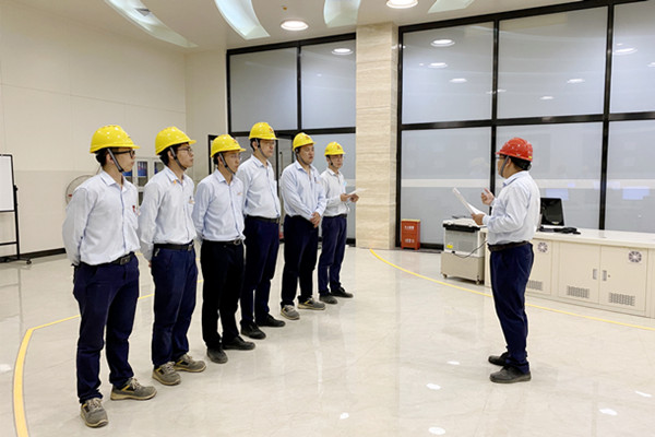 國能(連江)港電有限公司運行部組織開展廠用電中斷應急演練