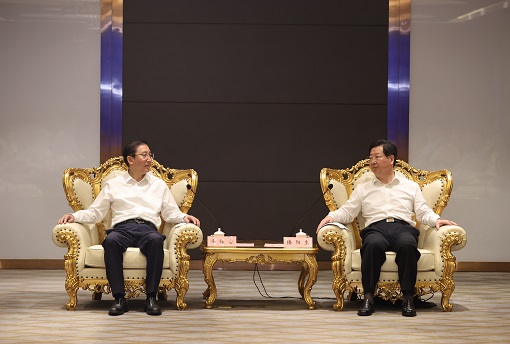 國(guó)家電網(wǎng)董事長(zhǎng)、黨組書(shū)記辛保安拜會(huì)河南省委書(shū)記樓陽(yáng)生、省長(zhǎng)王凱