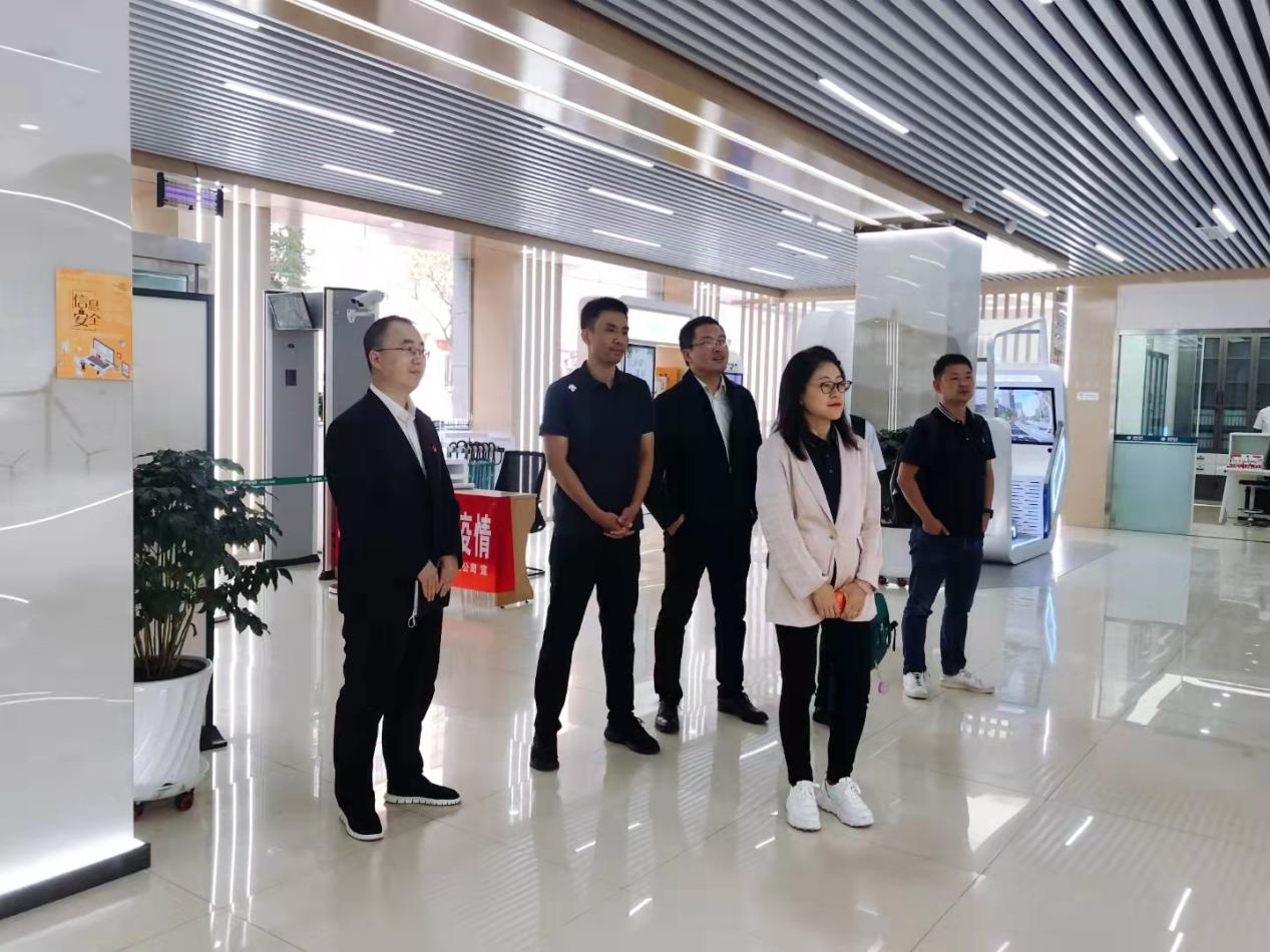 中電普華聯(lián)合華為公司開(kāi)展基層調(diào)研，助力交城供電局?jǐn)?shù)字化轉(zhuǎn)型