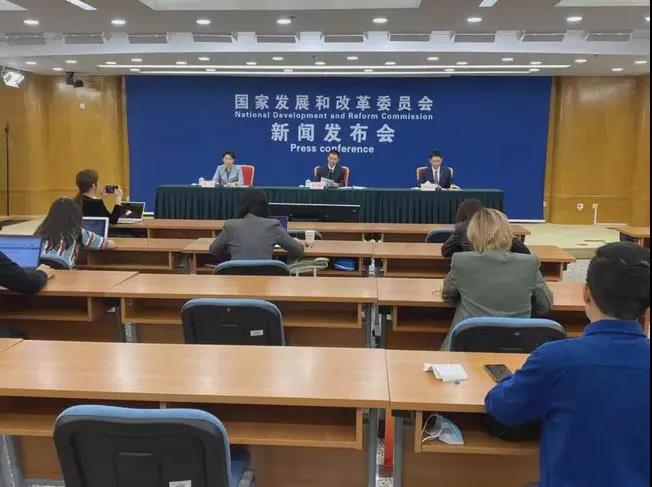 發(fā)改委最新電價(jià)通知明確“高耗能企業(yè)市場(chǎng)交易電價(jià)不受上浮20%限制”！