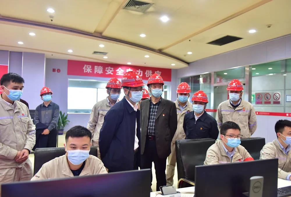 華銀電力賀子波、陳自強一行到湘潭發(fā)電公司調(diào)研