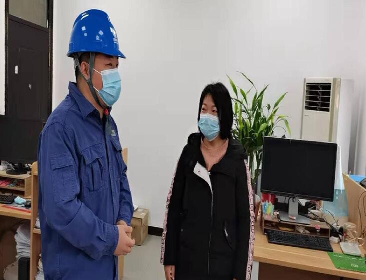 國(guó)網(wǎng)城固供電公司：走訪小微企業(yè)，當(dāng)好“電管家”