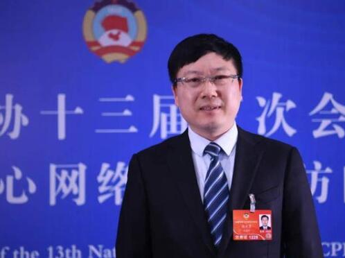 【兩會】云南聯(lián)通總經(jīng)理張云勇：發(fā)揮通信央企數(shù)字經(jīng)濟(jì)發(fā)展主力軍作用，推進(jìn)5G公眾應(yīng)用健康發(fā)展