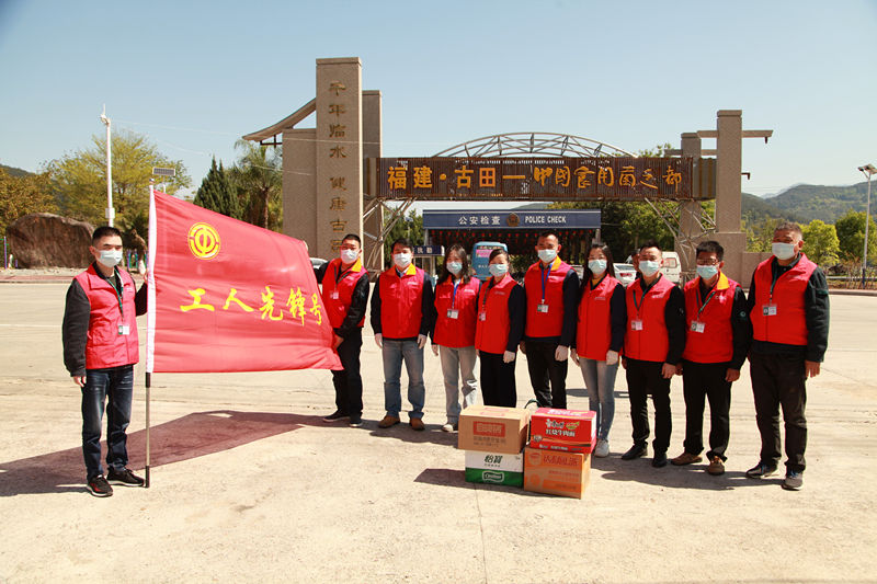 國(guó)網(wǎng)古田縣供電公司勞模奮戰(zhàn)“疫”線 扛起防疫大旗