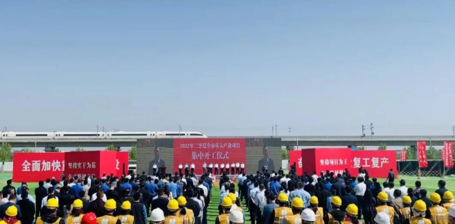 東方日升、晶科、阿特斯同時(shí)擴(kuò)產(chǎn)！