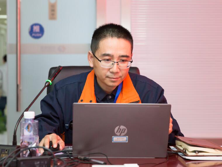 周效峰：半生矢志赴山河，鬢華雖改血仍殷