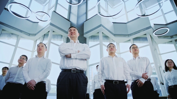 于無聲處 為國(guó)立“芯”——記2022年全國(guó)工人先鋒號(hào)南網(wǎng)數(shù)研院技術(shù)研發(fā)中心“伏羲”芯片研發(fā)團(tuán)隊(duì)