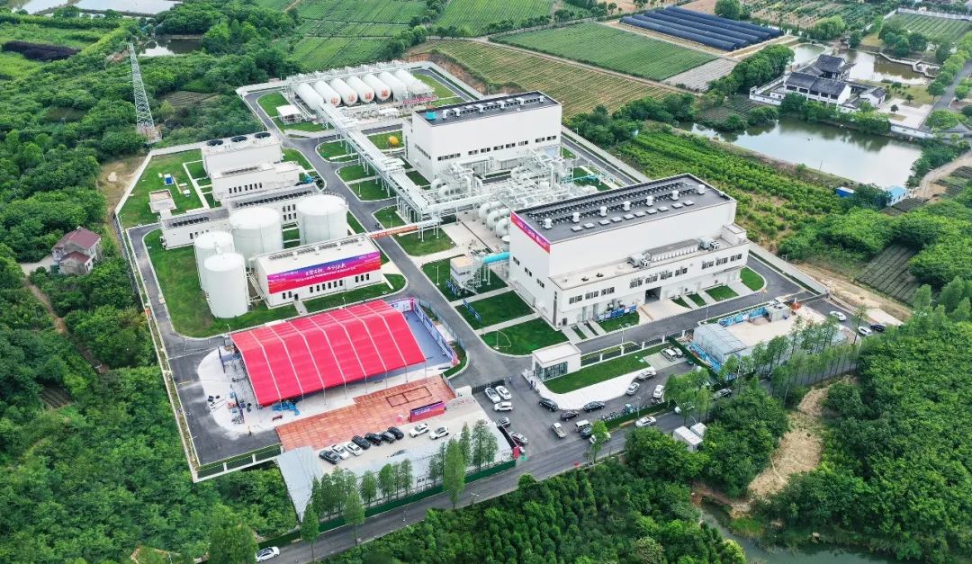 世界首個(gè)非補(bǔ)燃?jí)嚎s空氣儲(chǔ)能電站投產(chǎn)