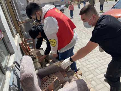 包聯(lián)攜手齊奮進，你我共創(chuàng)文明城