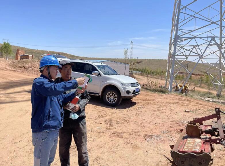 烏海超高壓供電公司：與外力破壞作斗爭(zhēng)，嚴(yán)守線路安全