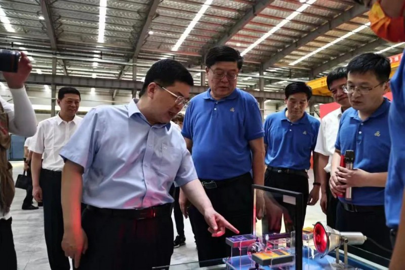 總投資約20億！滕州金晶智能制造Low-E節(jié)能玻璃產(chǎn)業(yè)鏈項目一期投產(chǎn)