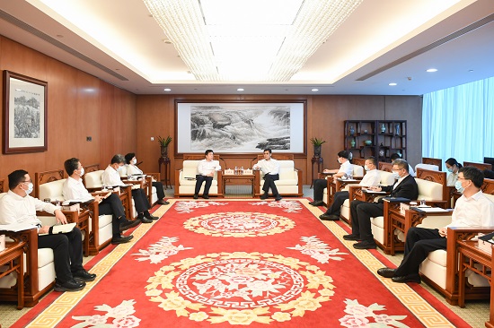 舒印彪鄧建玲會(huì)見(jiàn)保定市委書記黨曉龍、市長(zhǎng)閆繼紅