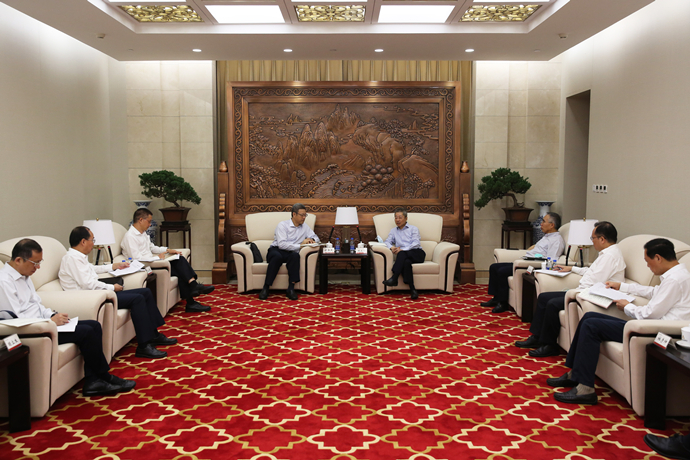 錢智民拜訪農(nóng)發(fā)行黨委書記、董事長(zhǎng)錢文揮