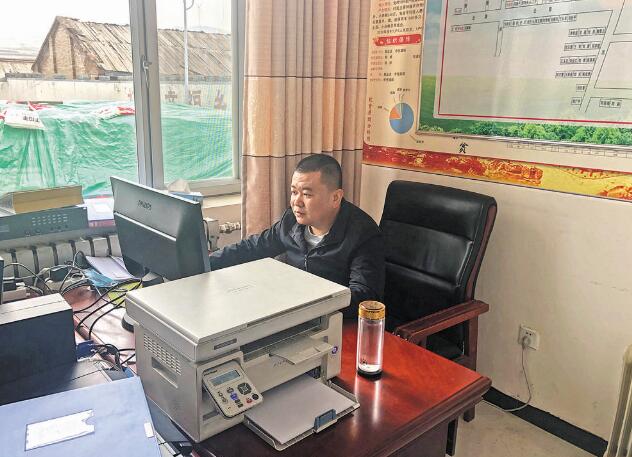 駐村書記王維：“村民需要啥，我們就干啥”