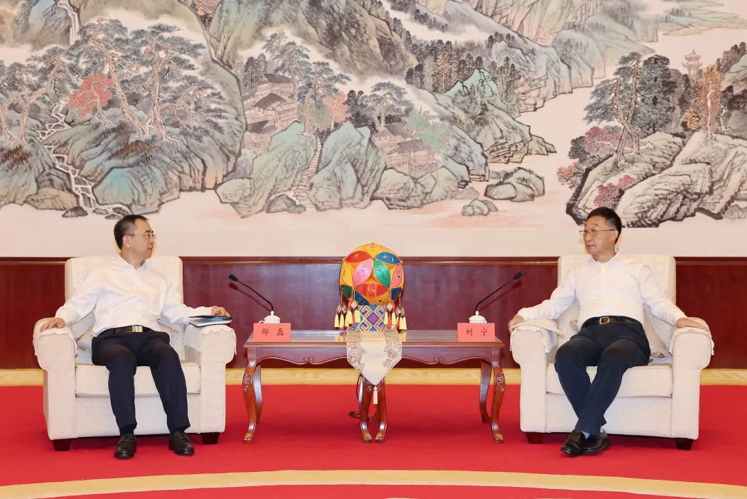 大唐集團黨組書記、董事長鄒磊拜會廣西壯族自治區(qū)黨委書記劉寧
