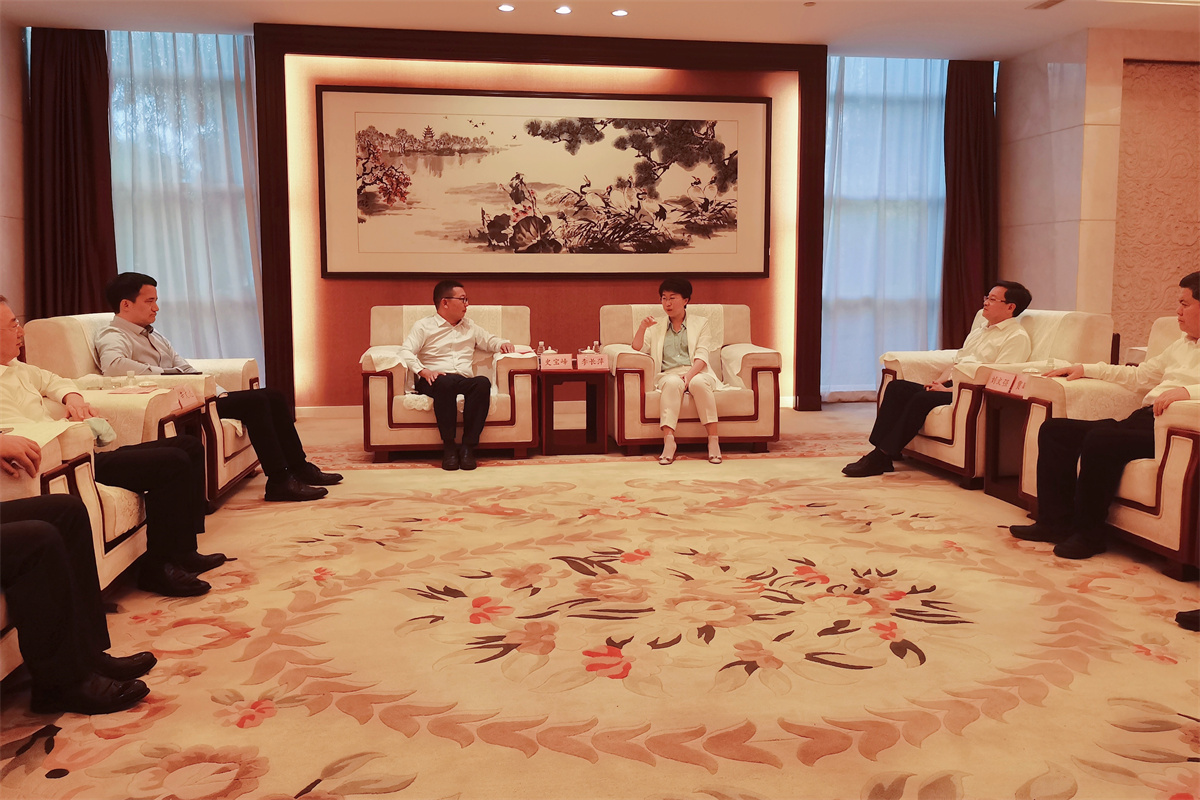 華潤電力總裁史寶峰拜會山東省菏澤市、聊城市、東營市