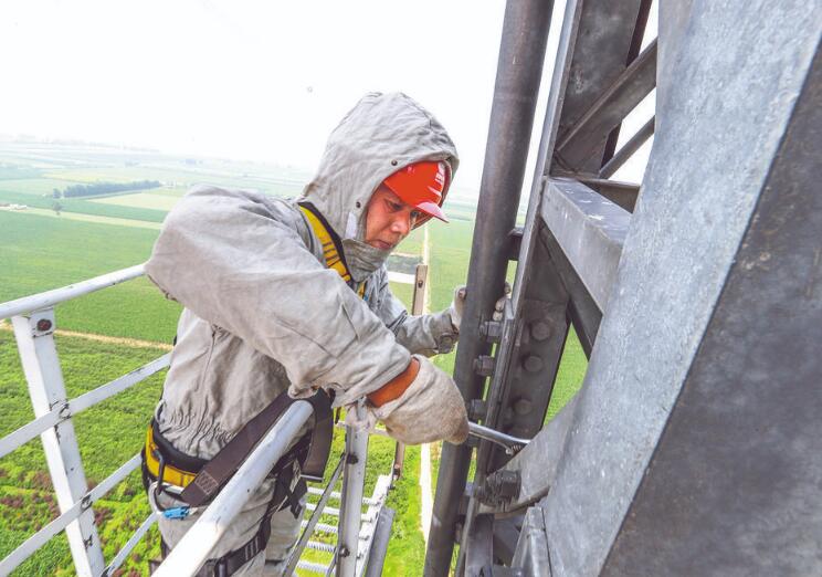 【二十大代表】陶留海:矢志技術(shù)創(chuàng)新 守護電網(wǎng)安全