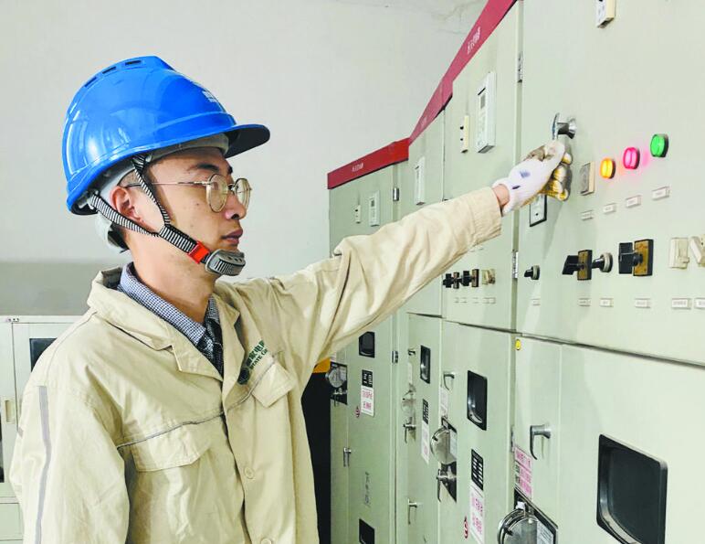 胡人予:愛(ài)琢磨善創(chuàng)新的運(yùn)維班長(zhǎng)