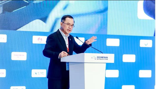 長安汽車董事長朱華榮:電池價格貴嚴(yán)重影響新能源汽車生產(chǎn)