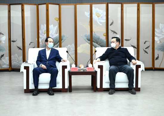 丁焰章與雄安新區(qū)黨工委書記、管委會主任張國華會談