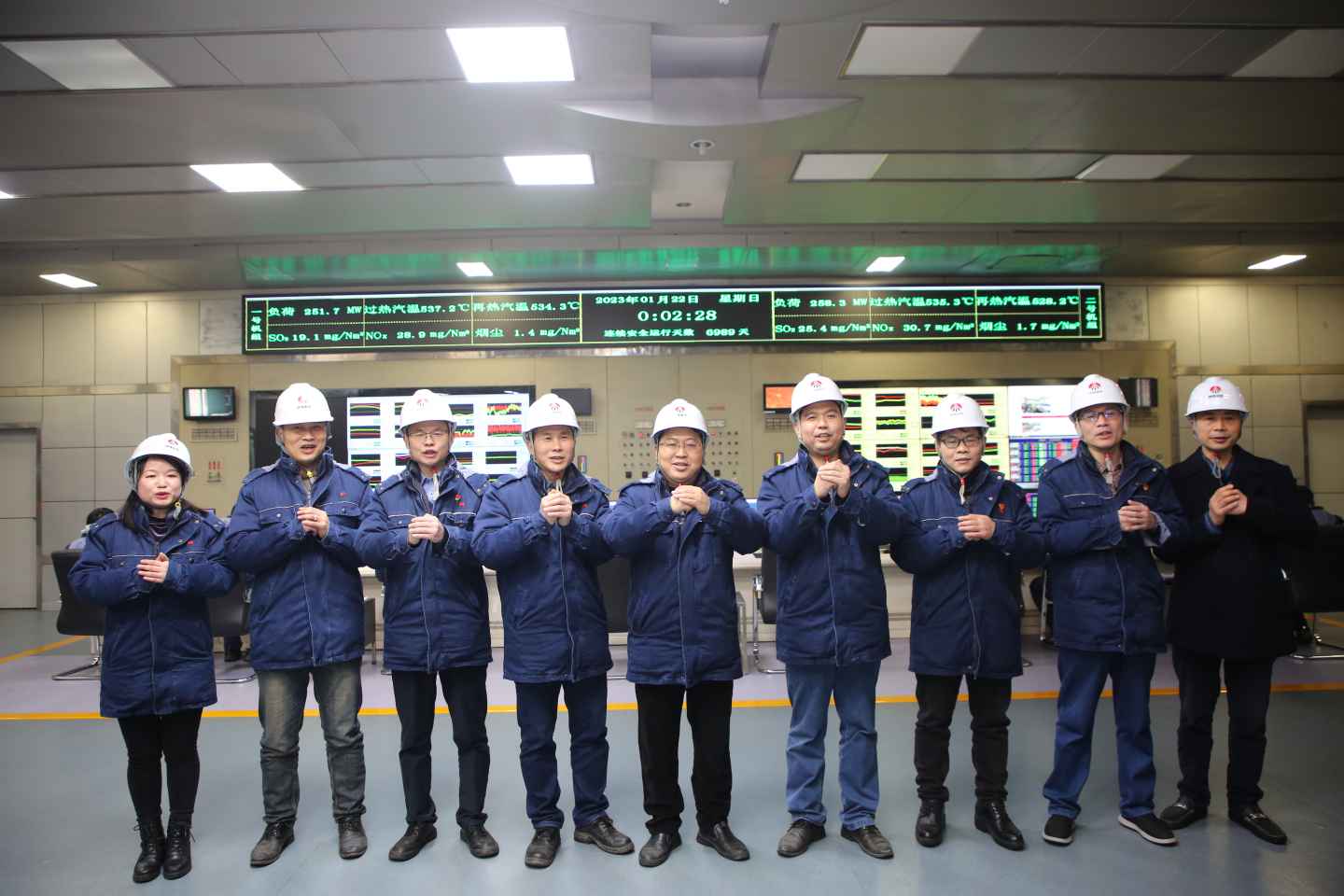 陜煤石電除夕慰問(wèn)送溫暖，崗位堅(jiān)守幸?！巴谩保╰oo）