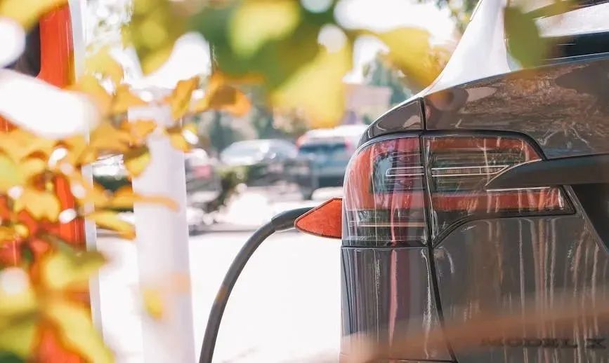 國補退出,新能源汽車掀起價格戰(zhàn)