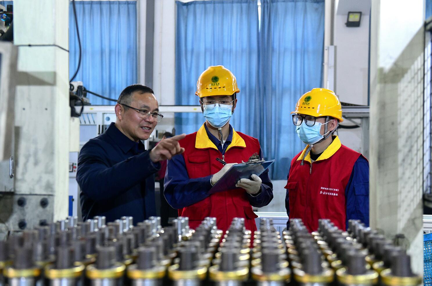 國網(wǎng)余姚市供電公司:精準(zhǔn)服務(wù)有溫度 電力助企開門紅