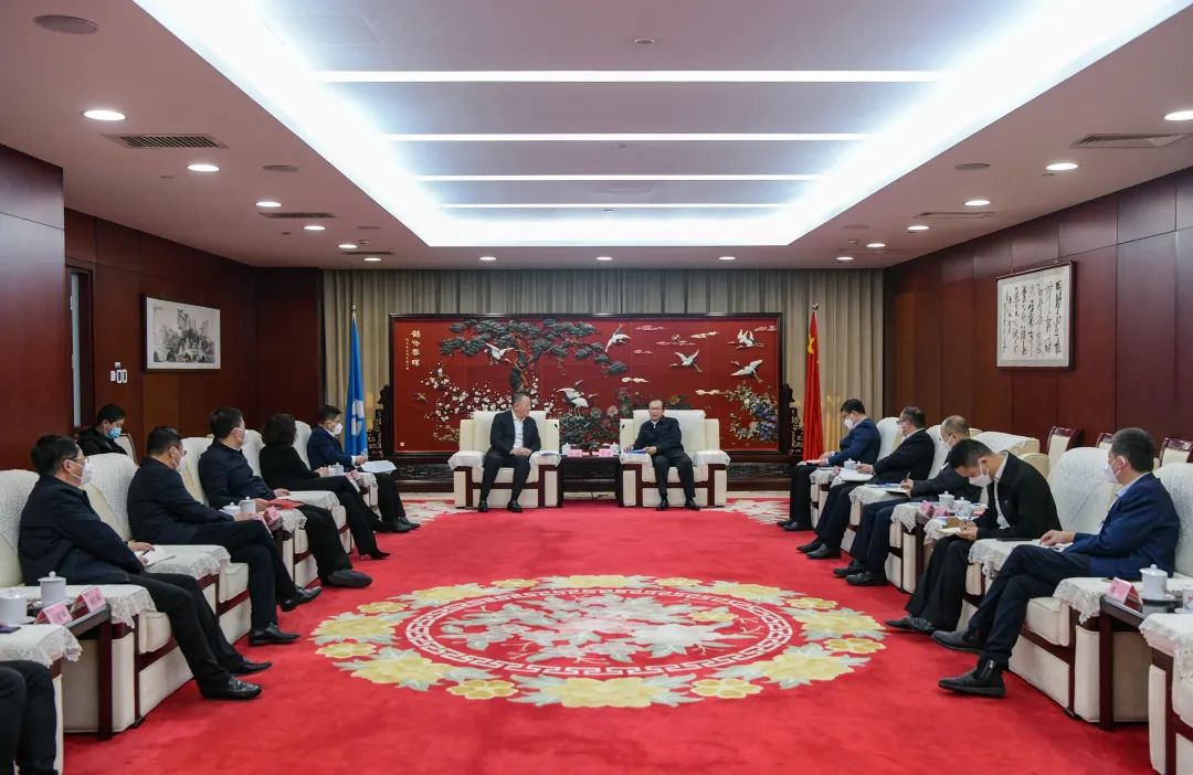 華電集團(tuán)黨組書記、董事長(zhǎng)江毅會(huì)見鐵嶺市委書記、市人大常委會(huì)主任宋誠(chéng)