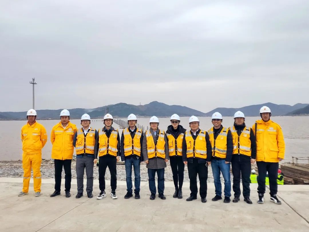 華潤(rùn)華東大區(qū)副總經(jīng)理、財(cái)務(wù)總監(jiān)高中元赴浙江公司指導(dǎo)調(diào)研