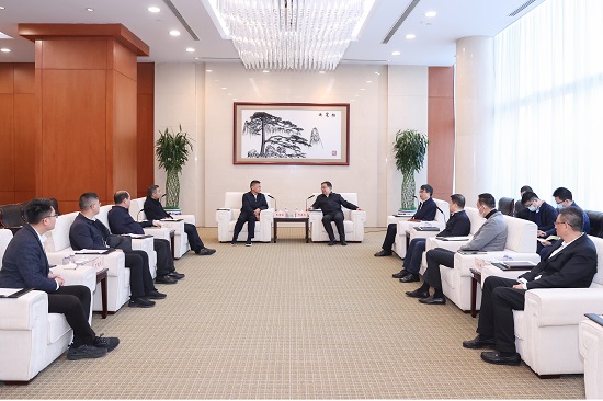 鄧建玲會(huì)見福建省政協(xié)副主席、漳州市委書記張國(guó)旺