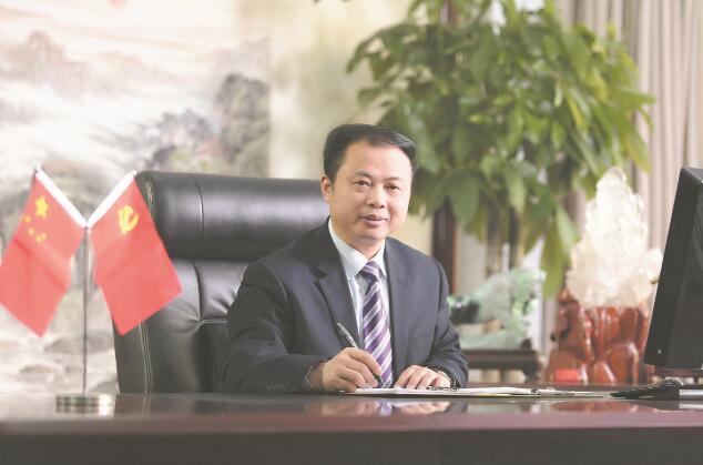 全國人大代表、天能控股集團有限公司董事長張?zhí)烊危喊l(fā)揮科技創(chuàng)新主力軍作用 推動儲能產(chǎn)業(yè)高質量發(fā)展