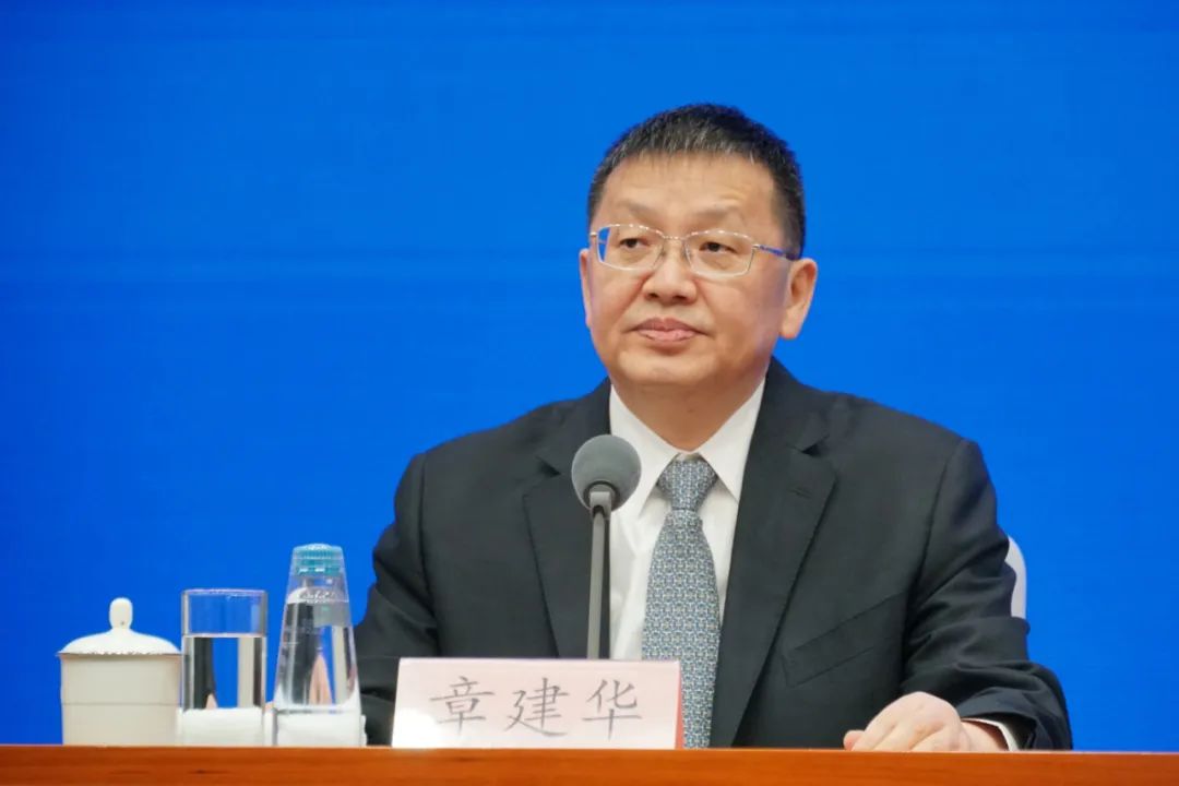 國家能源局長： 聚焦全國統(tǒng)一電力市場體系，做好市場建設(shè)和市場監(jiān)管工作