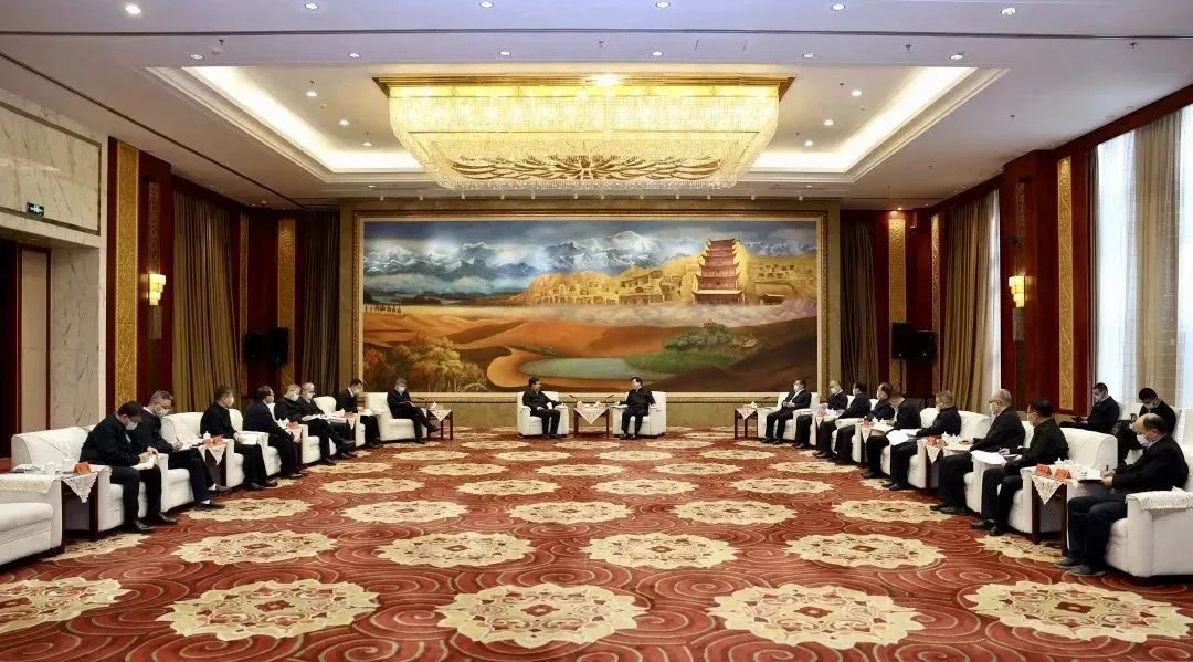 華能集團(tuán)總經(jīng)理、黨組副書記鄧建玲拜會(huì)甘肅省委書記胡昌升、省長(zhǎng)任振鶴